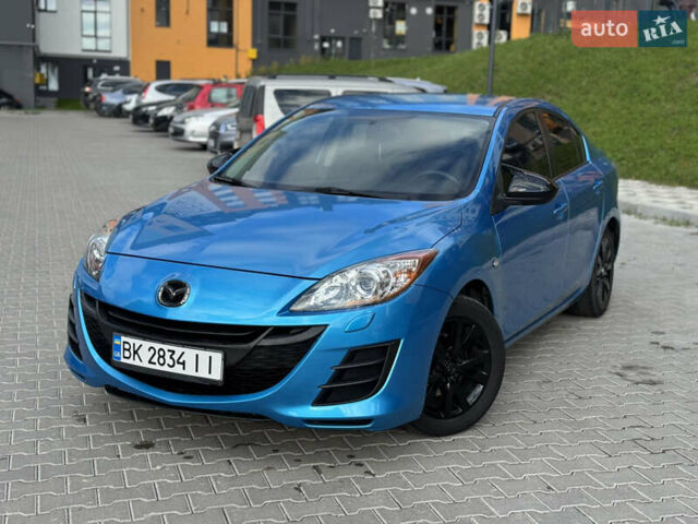 Синий Мазда 3, объемом двигателя 1.6 л и пробегом 206 тыс. км за 7500 $, фото 2 на Automoto.ua