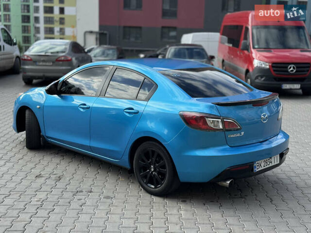 Синий Мазда 3, объемом двигателя 1.6 л и пробегом 206 тыс. км за 7500 $, фото 9 на Automoto.ua