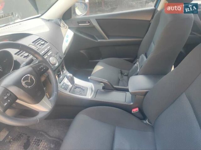 Синий Мазда 3, объемом двигателя 1.6 л и пробегом 43 тыс. км за 10200 $, фото 6 на Automoto.ua