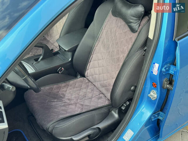 Синий Мазда 3, объемом двигателя 1.6 л и пробегом 206 тыс. км за 7500 $, фото 15 на Automoto.ua