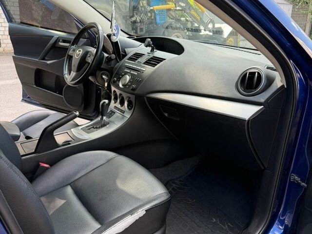 Синій Мазда 3, об'ємом двигуна 1.6 л та пробігом 130 тис. км за 7000 $, фото 6 на Automoto.ua