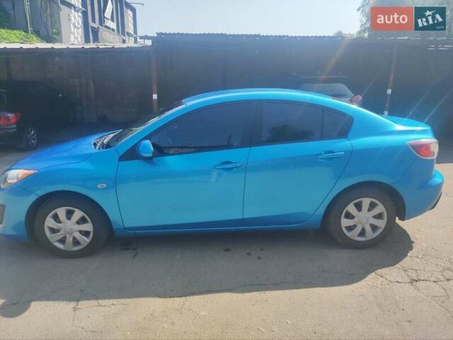 Синий Мазда 3, объемом двигателя 1.6 л и пробегом 43 тыс. км за 10200 $, фото 1 на Automoto.ua