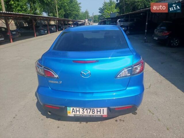 Синий Мазда 3, объемом двигателя 1.6 л и пробегом 43 тыс. км за 10200 $, фото 4 на Automoto.ua