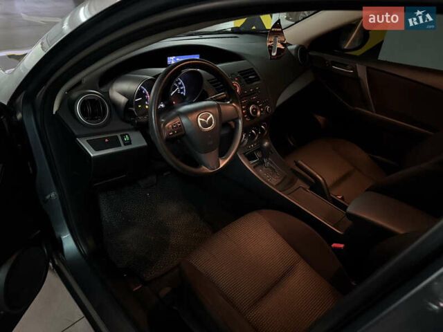 Мазда 3 2011 в Днепре (Днепропетровске) на Automoto.ua Синий Мазда 3, объемом двигателя 2 л и пробегом 189 тыс. км за 7600 $, фото 6 на Automoto.ua