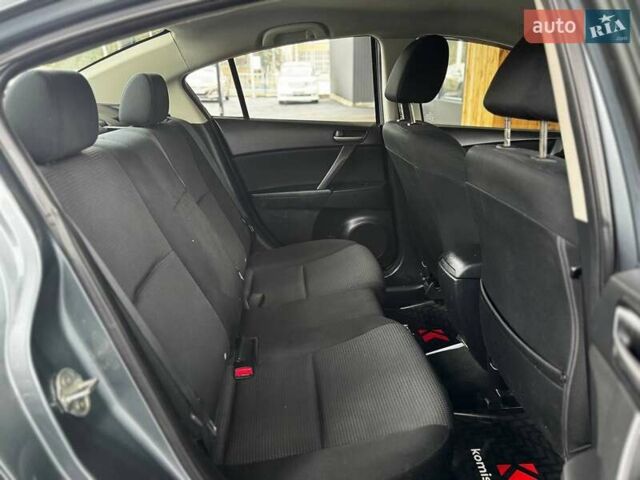 Синій Мазда 3, об'ємом двигуна 2 л та пробігом 220 тис. км за 7599 $, фото 25 на Automoto.ua