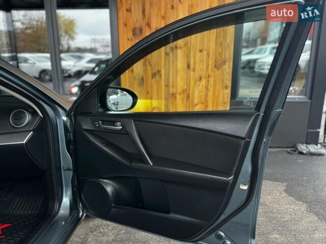 Синій Мазда 3, об'ємом двигуна 2 л та пробігом 220 тис. км за 7599 $, фото 20 на Automoto.ua