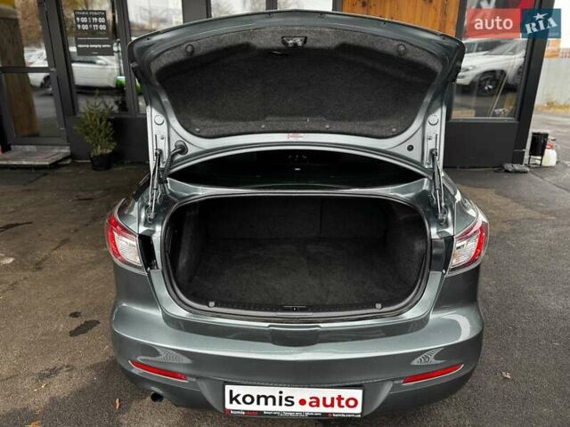 Синій Мазда 3, об'ємом двигуна 2 л та пробігом 220 тис. км за 7599 $, фото 26 на Automoto.ua