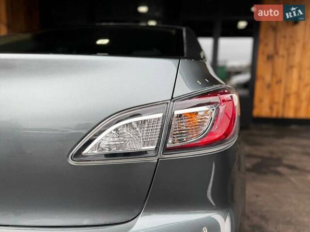 Синій Мазда 3, об'ємом двигуна 2 л та пробігом 220 тис. км за 7599 $, фото 9 на Automoto.ua