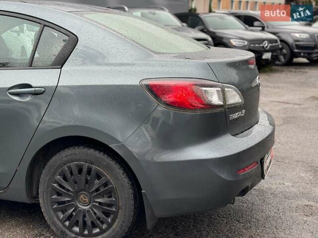 Синий Мазда 3, объемом двигателя 2 л и пробегом 245 тыс. км за 8740 $, фото 8 на Automoto.ua