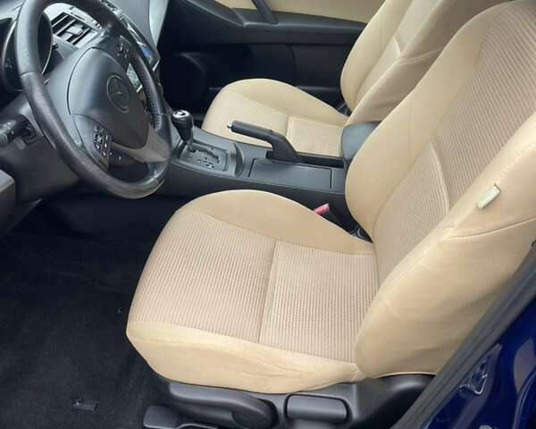 Синий Мазда 3, объемом двигателя 2 л и пробегом 212 тыс. км за 7500 $, фото 16 на Automoto.ua