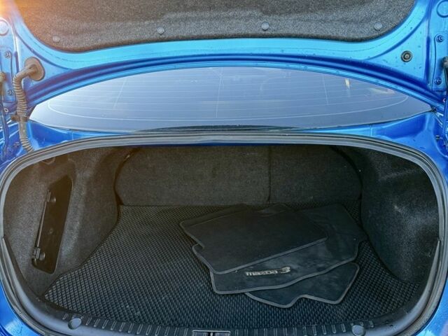 Синій Мазда 3, об'ємом двигуна 2 л та пробігом 200 тис. км за 7000 $, фото 6 на Automoto.ua