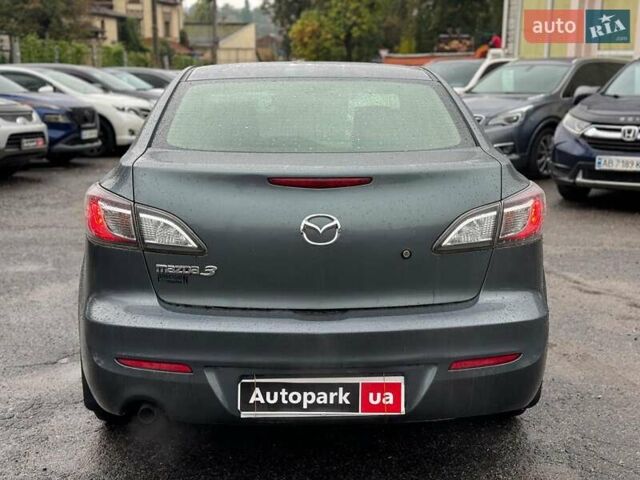 Синий Мазда 3, объемом двигателя 2 л и пробегом 245 тыс. км за 8740 $, фото 7 на Automoto.ua
