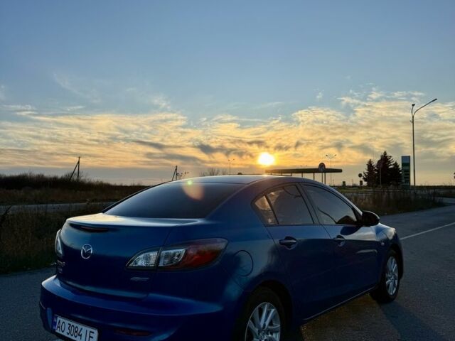 Синий Мазда 3, объемом двигателя 2 л и пробегом 200 тыс. км за 7200 $, фото 1 на Automoto.ua