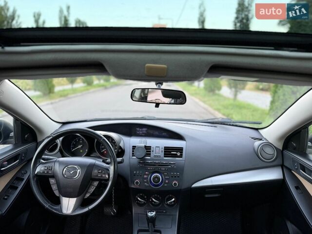 Синий Мазда 3, объемом двигателя 2 л и пробегом 248 тыс. км за 6990 $, фото 45 на Automoto.ua
