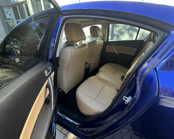 Синій Мазда 3, об'ємом двигуна 2.5 л та пробігом 205 тис. км за 8000 $, фото 12 на Automoto.ua