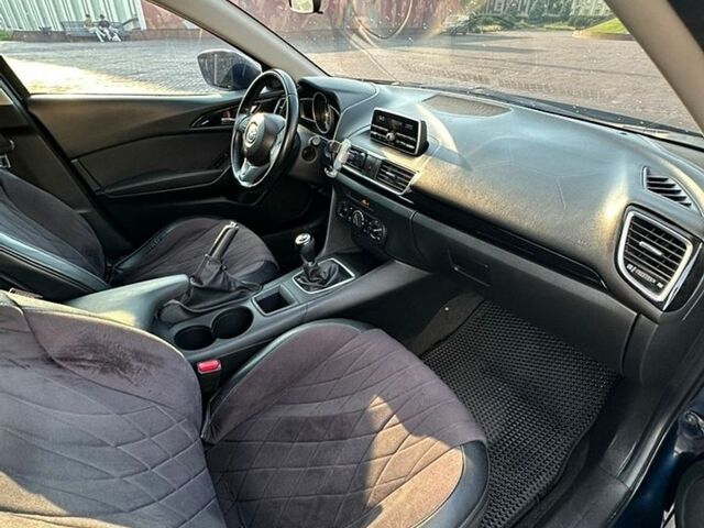 Синий Мазда 3, объемом двигателя 2 л и пробегом 206 тыс. км за 8500 $, фото 14 на Automoto.ua