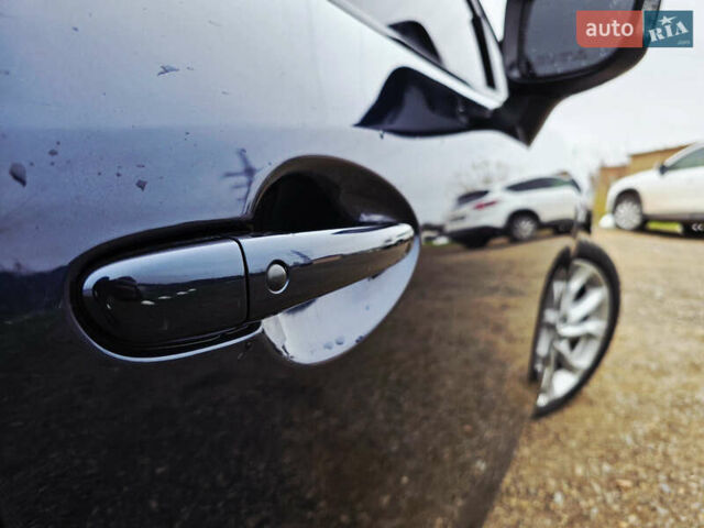 Синий Мазда 3, объемом двигателя 2.5 л и пробегом 191 тыс. км за 11700 $, фото 9 на Automoto.ua