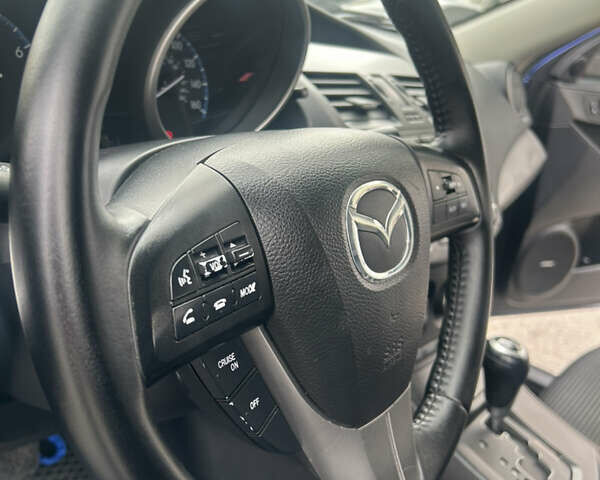 Синий Мазда 3, объемом двигателя 2 л и пробегом 190 тыс. км за 9000 $, фото 14 на Automoto.ua
