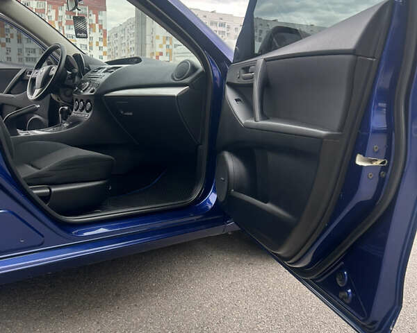 Синий Мазда 3, объемом двигателя 2 л и пробегом 190 тыс. км за 9000 $, фото 10 на Automoto.ua