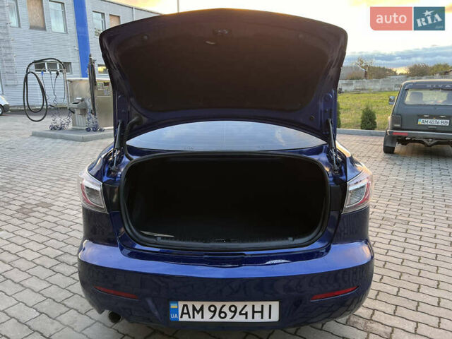 Синій Мазда 3, об'ємом двигуна 2 л та пробігом 180 тис. км за 7800 $, фото 39 на Automoto.ua