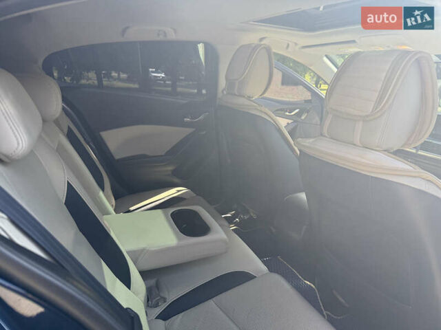 Синий Мазда 3, объемом двигателя 2.49 л и пробегом 191 тыс. км за 11999 $, фото 6 на Automoto.ua