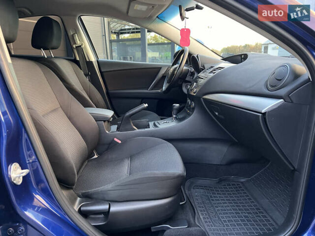 Синій Мазда 3, об'ємом двигуна 2 л та пробігом 180 тис. км за 7800 $, фото 49 на Automoto.ua