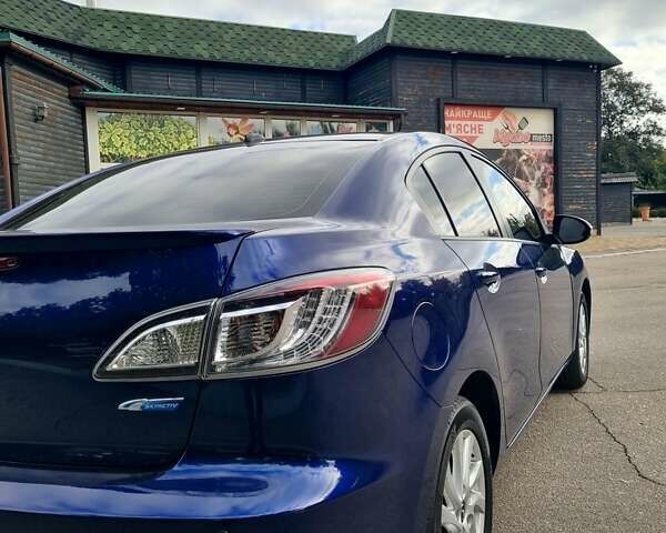 Синий Мазда 3, объемом двигателя 2 л и пробегом 190 тыс. км за 9999 $, фото 12 на Automoto.ua