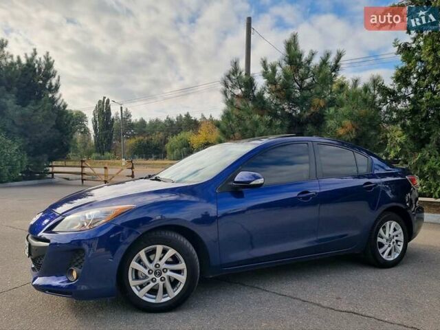Синий Мазда 3, объемом двигателя 2 л и пробегом 190 тыс. км за 9999 $, фото 1 на Automoto.ua