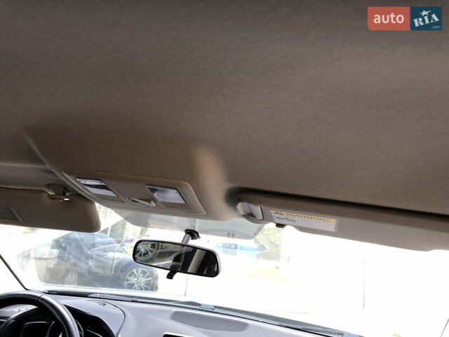 Синий Мазда 3, объемом двигателя 2 л и пробегом 207 тыс. км за 10250 $, фото 27 на Automoto.ua