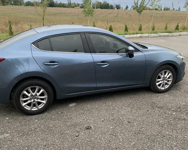 Синий Мазда 3, объемом двигателя 1.5 л и пробегом 222 тыс. км за 10700 $, фото 3 на Automoto.ua
