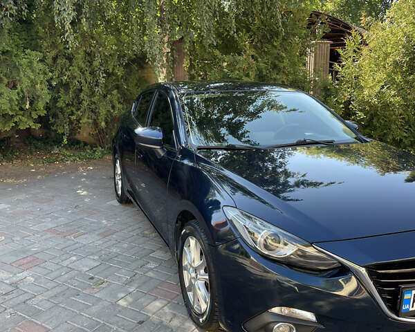 Синий Мазда 3, объемом двигателя 1.5 л и пробегом 130 тыс. км за 13100 $, фото 2 на Automoto.ua