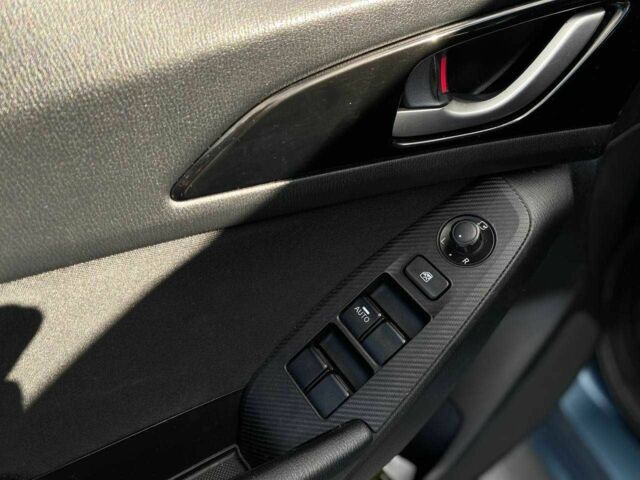 Синій Мазда 3, об'ємом двигуна 1.5 л та пробігом 222 тис. км за 10990 $, фото 8 на Automoto.ua
