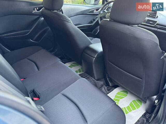 Синий Мазда 3, объемом двигателя 2 л и пробегом 136 тыс. км за 8999 $, фото 8 на Automoto.ua