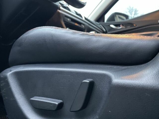 Синій Мазда 3, об'ємом двигуна 2.5 л та пробігом 152 тис. км за 10500 $, фото 16 на Automoto.ua