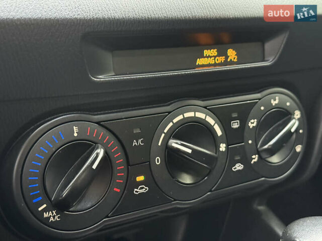 Синій Мазда 3, об'ємом двигуна 2 л та пробігом 140 тис. км за 9800 $, фото 13 на Automoto.ua