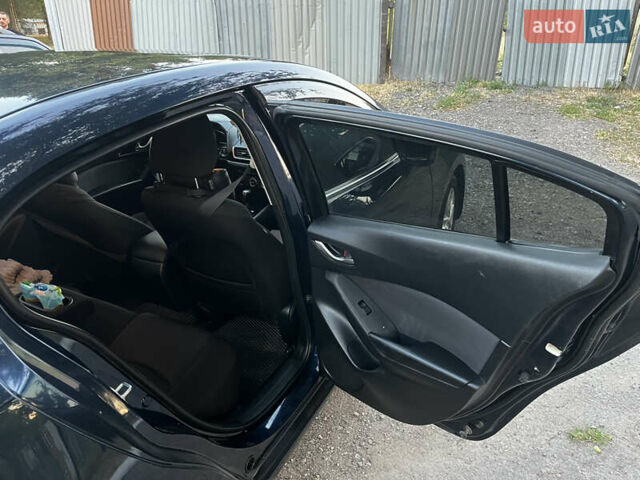 Синий Мазда 3, объемом двигателя 2 л и пробегом 190 тыс. км за 9200 $, фото 11 на Automoto.ua