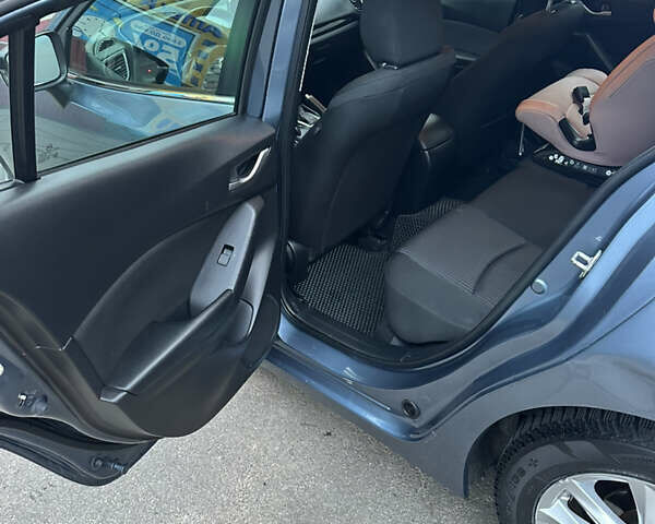 Синій Мазда 3, об'ємом двигуна 2 л та пробігом 196 тис. км за 9600 $, фото 11 на Automoto.ua