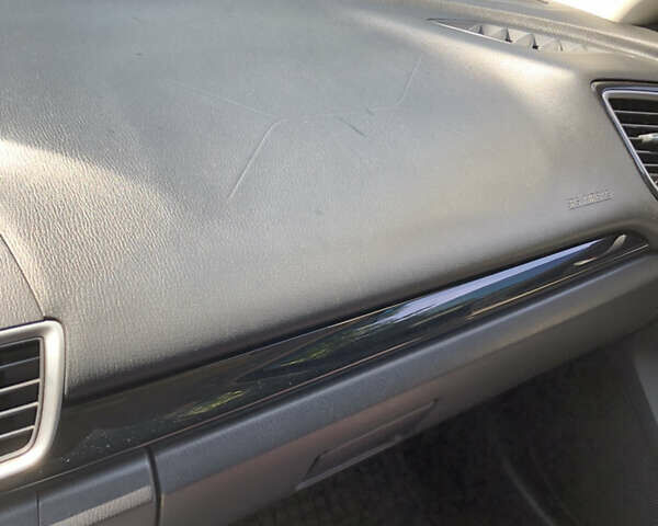 Синий Мазда 3, объемом двигателя 2 л и пробегом 207 тыс. км за 10250 $, фото 26 на Automoto.ua