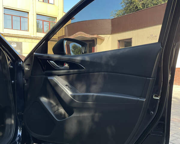 Синий Мазда 3, объемом двигателя 1.5 л и пробегом 130 тыс. км за 13100 $, фото 17 на Automoto.ua