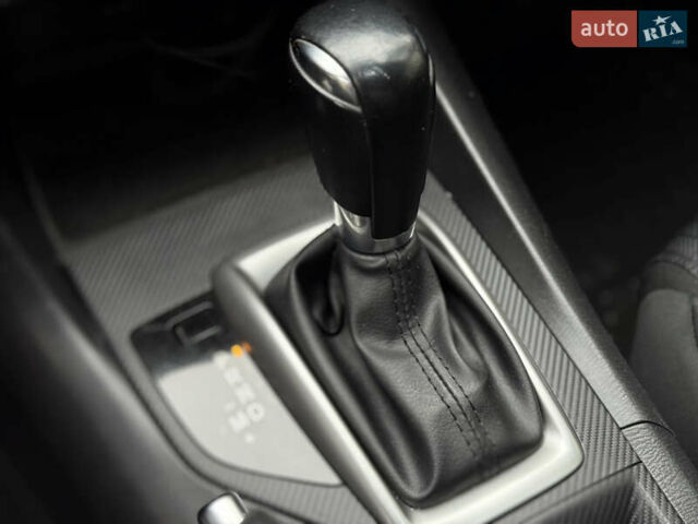 Синий Мазда 3, объемом двигателя 2 л и пробегом 140 тыс. км за 9999 $, фото 21 на Automoto.ua