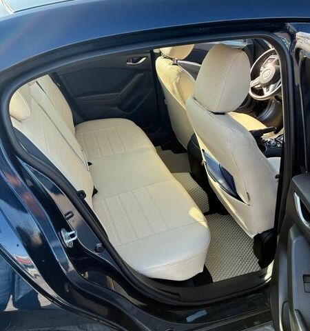Синій Мазда 3, об'ємом двигуна 1.5 л та пробігом 205 тис. км за 11500 $, фото 9 на Automoto.ua