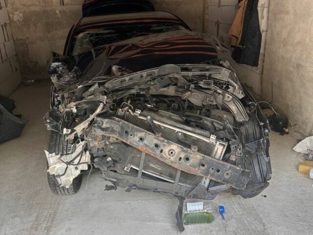 Синий Мазда 3, объемом двигателя 2 л и пробегом 200 тыс. км за 2200 $, фото 2 на Automoto.ua