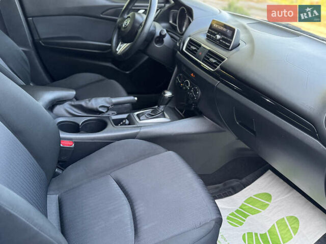 Синий Мазда 3, объемом двигателя 2 л и пробегом 136 тыс. км за 8999 $, фото 7 на Automoto.ua