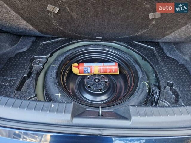 Синий Мазда 3, объемом двигателя 2 л и пробегом 191 тыс. км за 10900 $, фото 30 на Automoto.ua