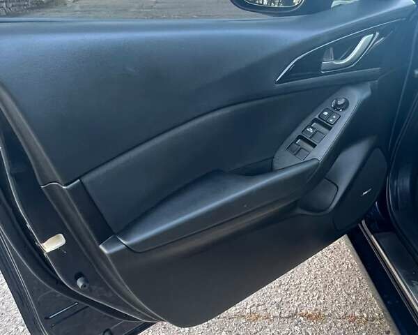 Синий Мазда 3, объемом двигателя 2 л и пробегом 127 тыс. км за 11500 $, фото 11 на Automoto.ua