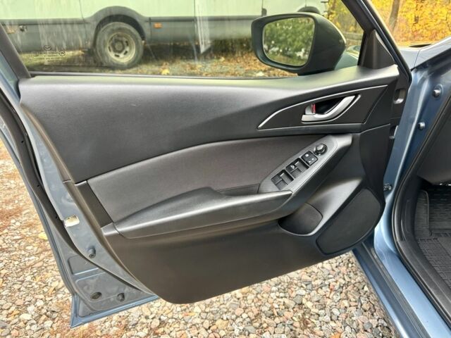 Синий Мазда 3, объемом двигателя 2 л и пробегом 137 тыс. км за 10590 $, фото 14 на Automoto.ua