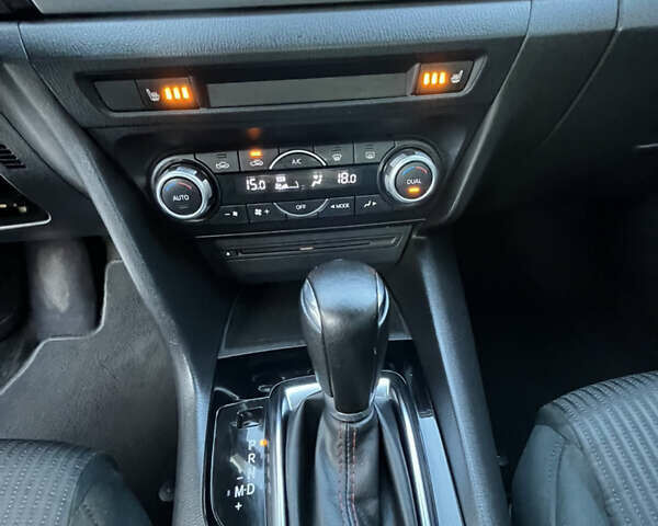Синій Мазда 3, об'ємом двигуна 1.5 л та пробігом 225 тис. км за 13300 $, фото 12 на Automoto.ua