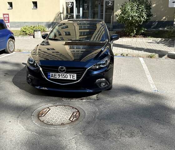 Синий Мазда 3, объемом двигателя 2 л и пробегом 160 тыс. км за 11600 $, фото 1 на Automoto.ua