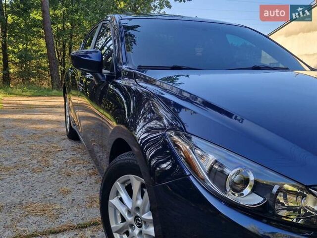 Синий Мазда 3, объемом двигателя 2 л и пробегом 191 тыс. км за 10900 $, фото 4 на Automoto.ua