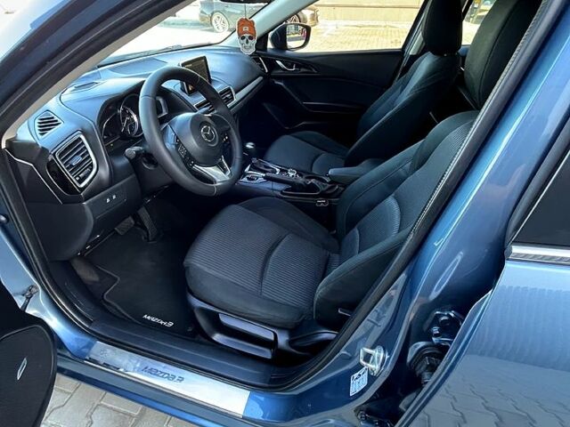 Синий Мазда 3, объемом двигателя 1.5 л и пробегом 141 тыс. км за 13300 $, фото 4 на Automoto.ua
